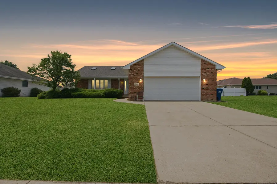 2968 Autumn Lane, Dyer, IN 46311