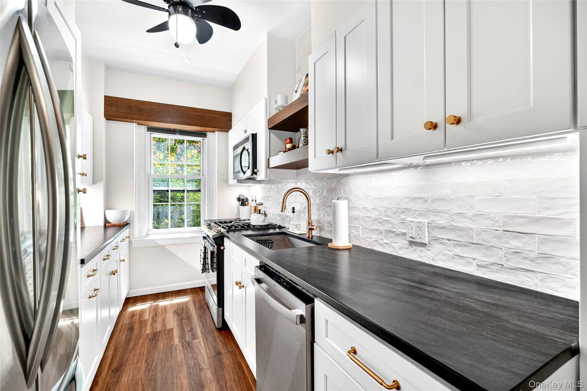 525 W 238th ST #1G, Bronx, NY 10463
