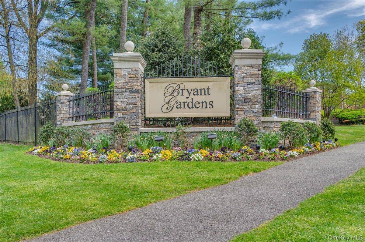 13 Bryant CRES #2K, White Plains, NY 10604