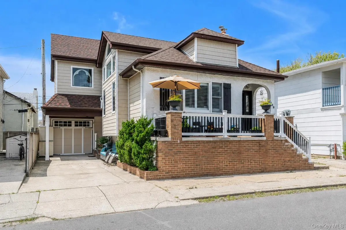 125 Taft AVE, Long Beach, NY 11561