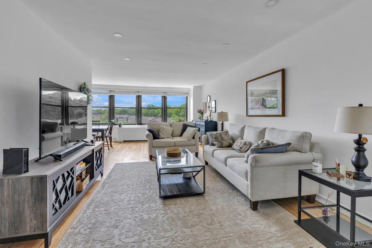 18-35 Corporal Kennedy ST #5F, Bayside, NY 11358