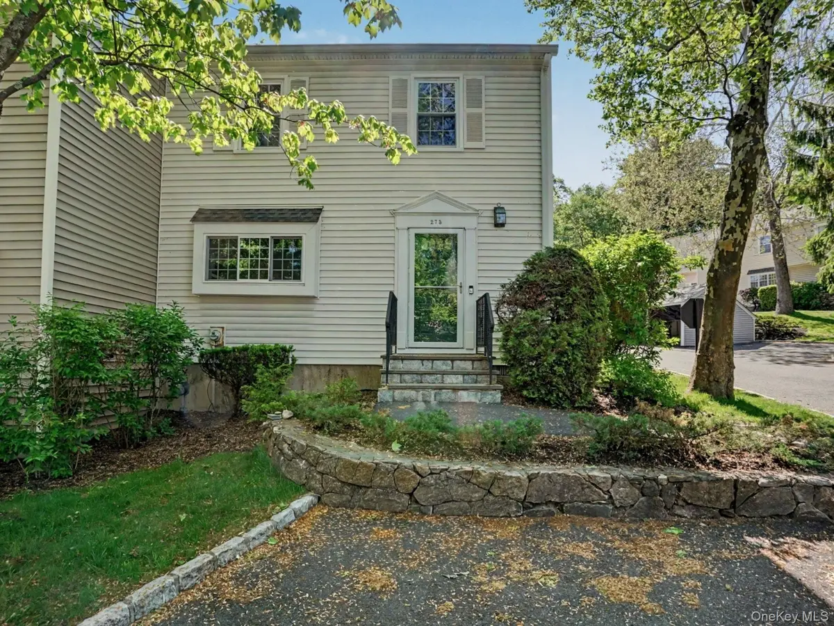 273 Carrollwood DR, Tarrytown, NY 10591