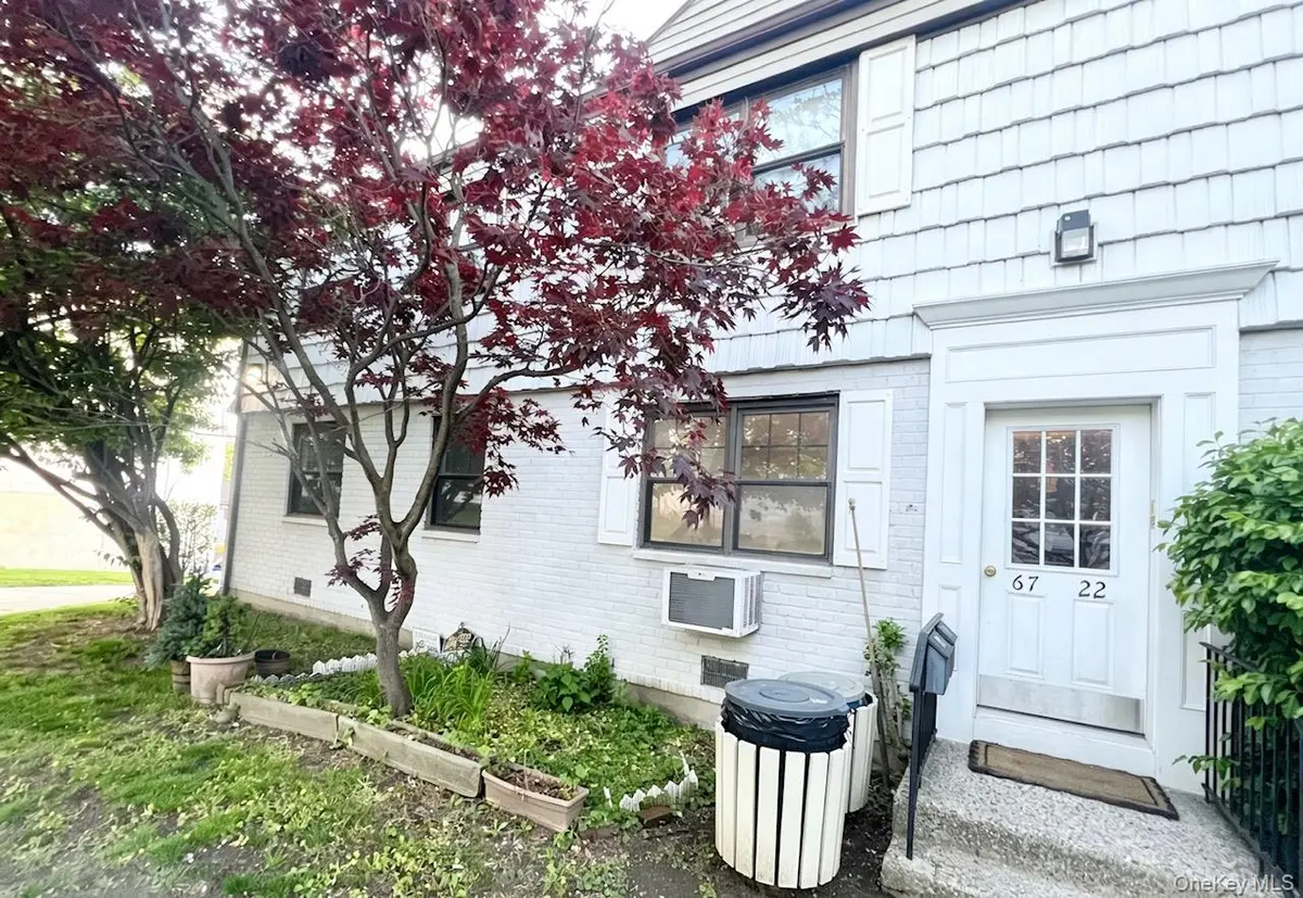 6722 136th Street #A, Flushing, NY 11367