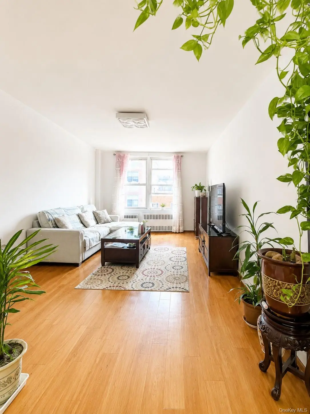 14470 41 AVE #4, Flushing, NY 11355