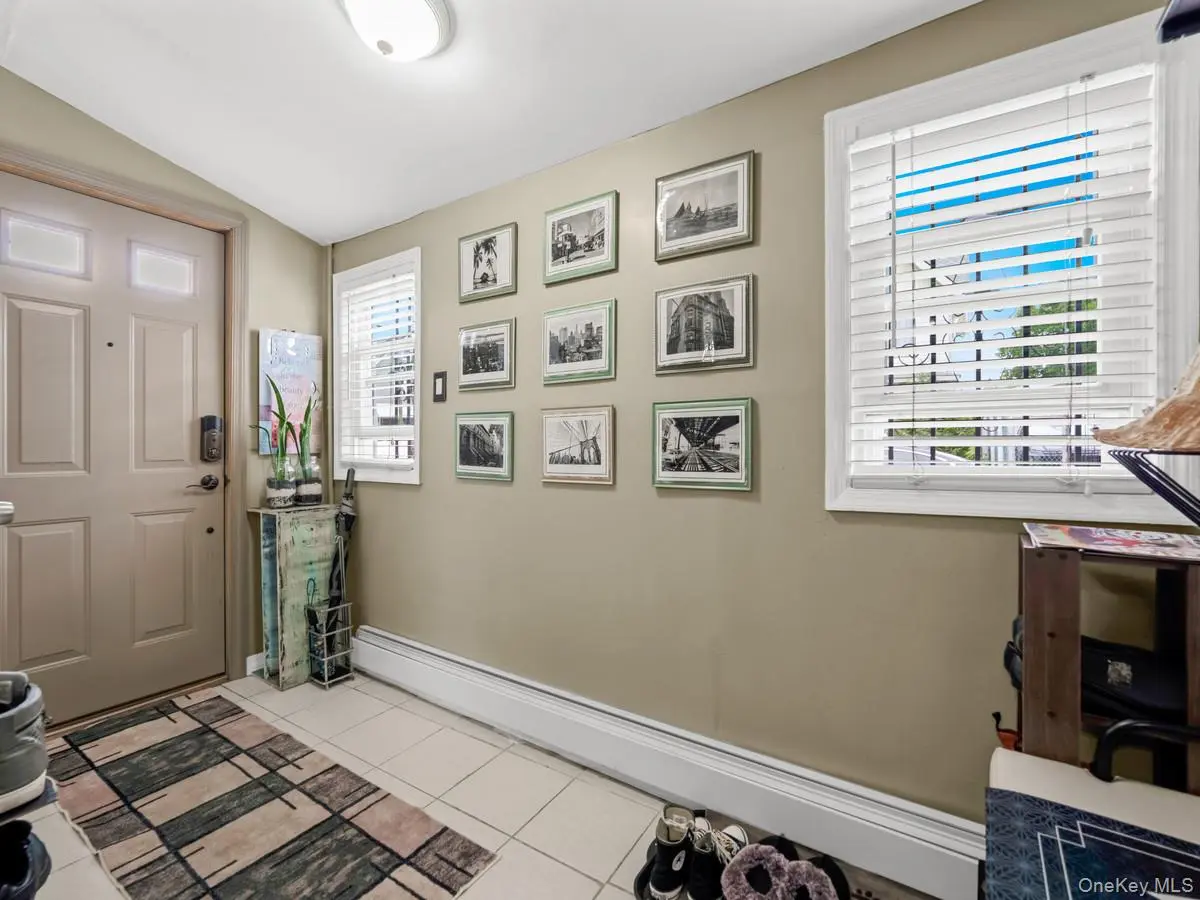 218-12 141st RD, Springfield Gardens, NY 11413