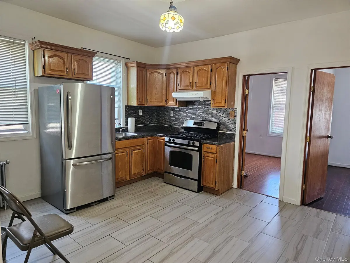 59-39 57TH RD 57 RD #2nd Floor, Maspeth, NY 11378