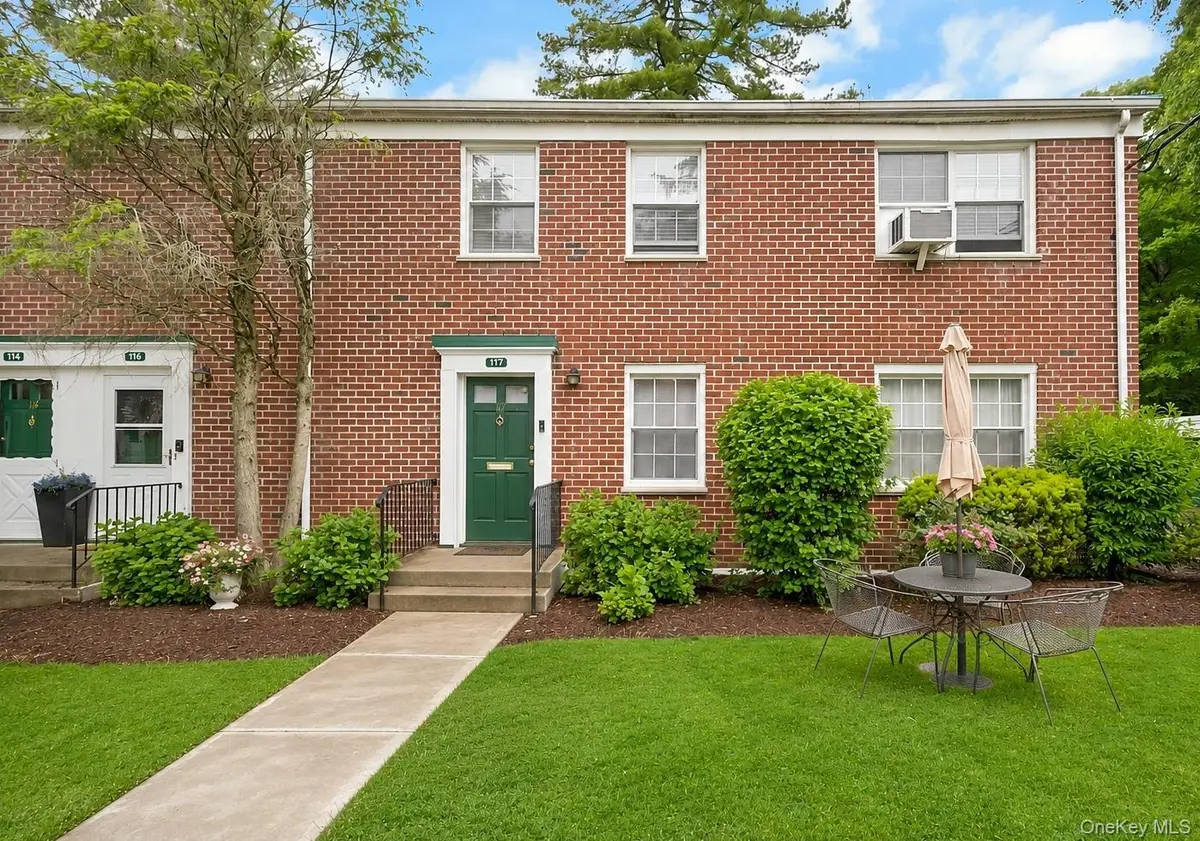 7 Fieldstone DR #117, Hartsdale, NY 10530