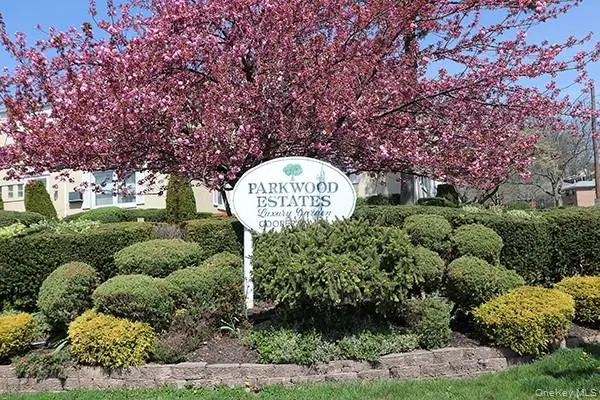 7115 252nd ST #194A, Bellerose, NY 11426