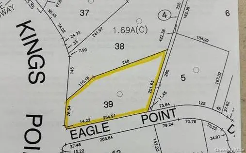 232 Kings Point RD, Great Neck, NY 11024