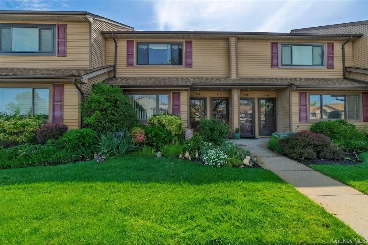 100 Daly BLVD #2715, Oceanside, NY 11572