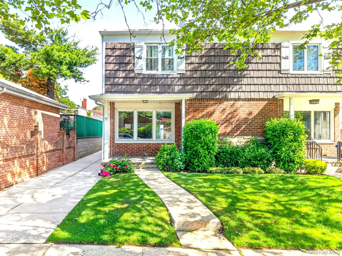 217-11 47th RD, Bayside, NY 11361