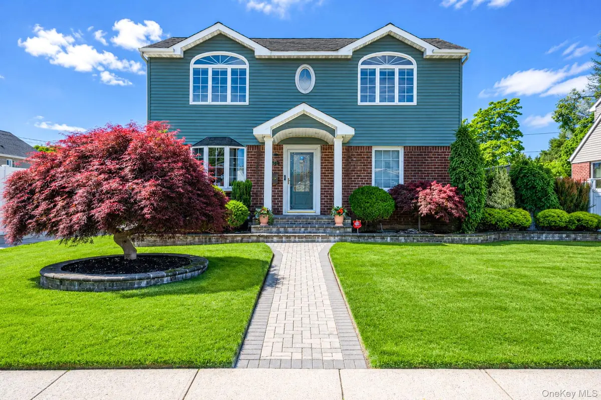 2454 Jefferson ST, East Meadow, NY 11554