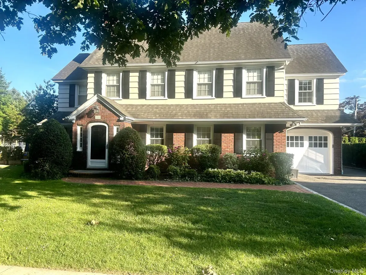 118 4th ST, Garden City, NY 11530