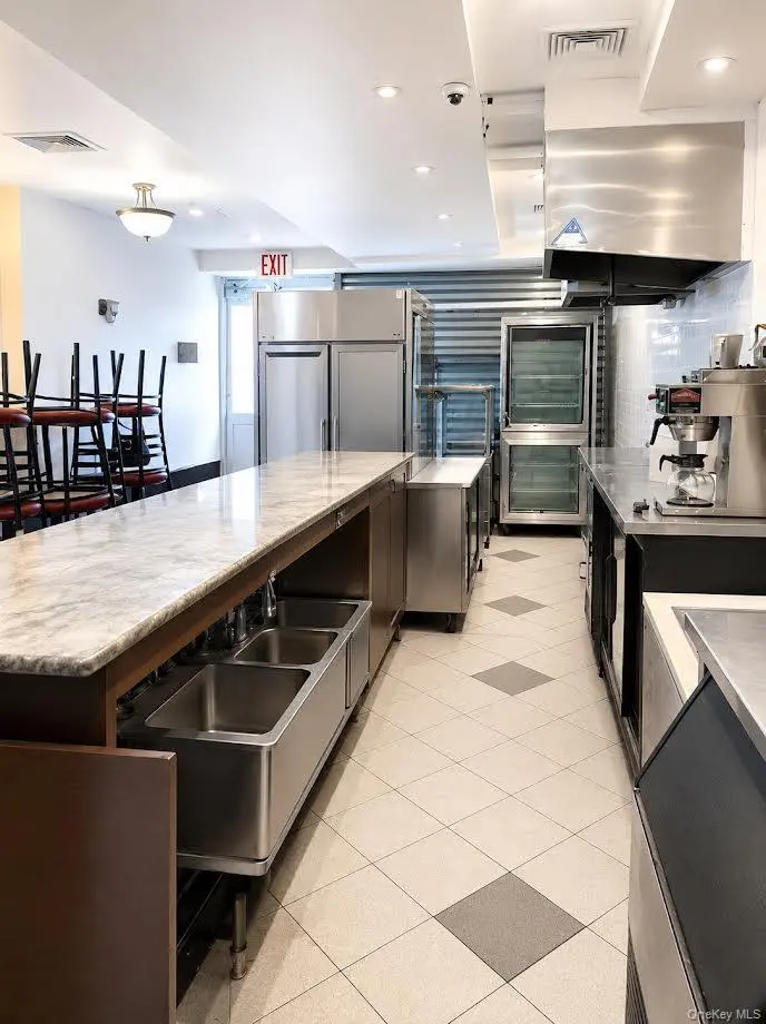 1715 Cornelia ST, Ridgewood, NY 11385