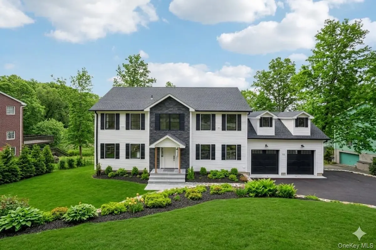 36 Hill And Dale RD, Cortlandt Manor, NY 10567