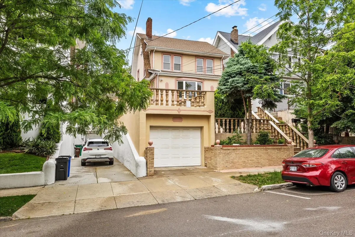 14837 86th AVE, Jamaica, NY 11435