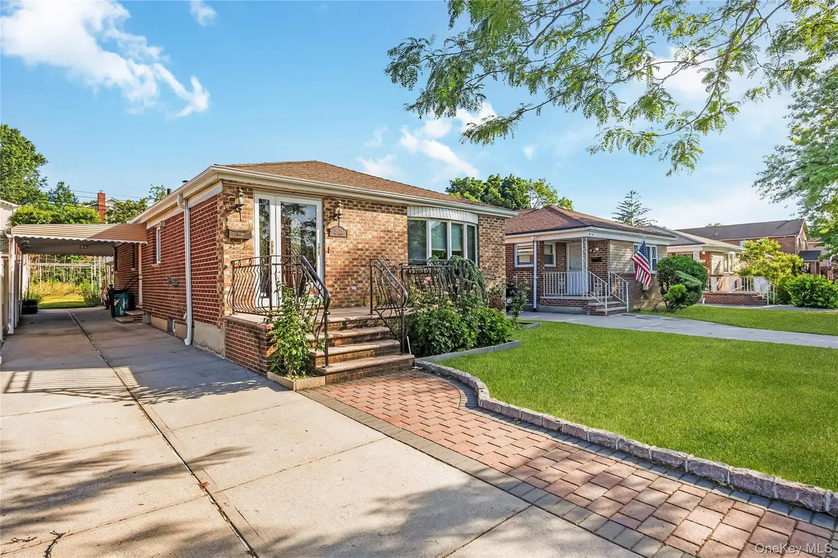 147-58 7th AVE, Whitestone, NY 11357