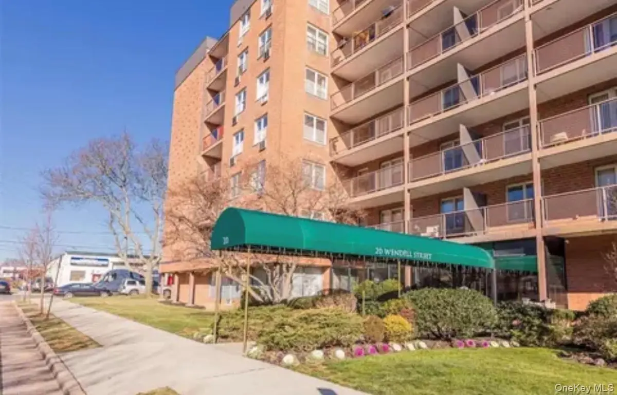 20 Wendall St #11 A, Hempstead, NY 11550