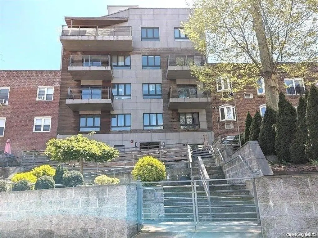 86-30 Grand AVE, Elmhurst, NY 11373