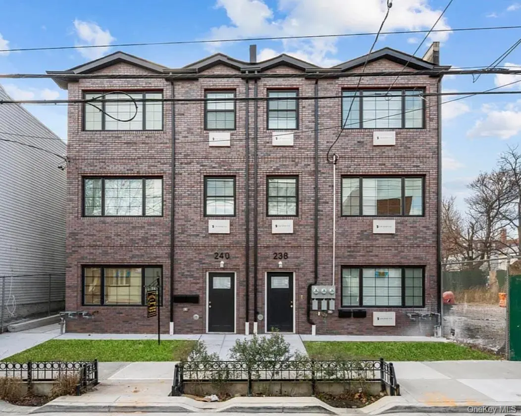 238 Wyona Street #2, Brooklyn, NY 11207