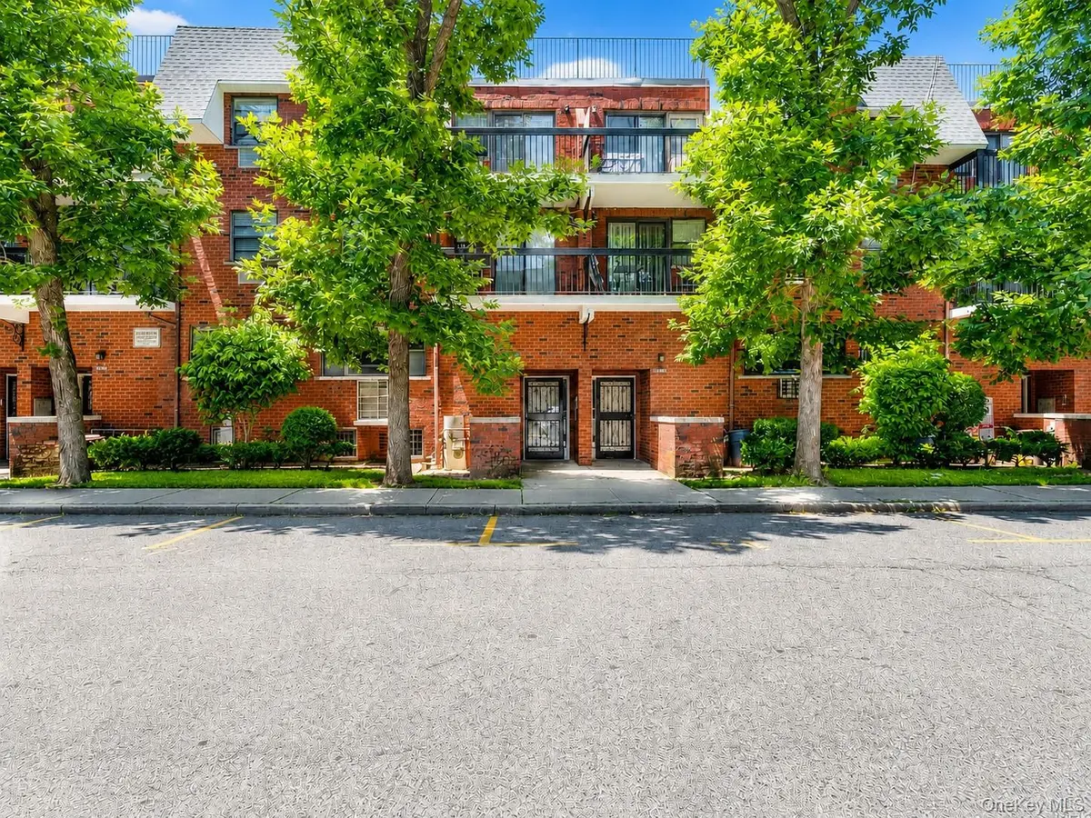 7108 Sutton PL #1, Fresh Meadows, NY 11365