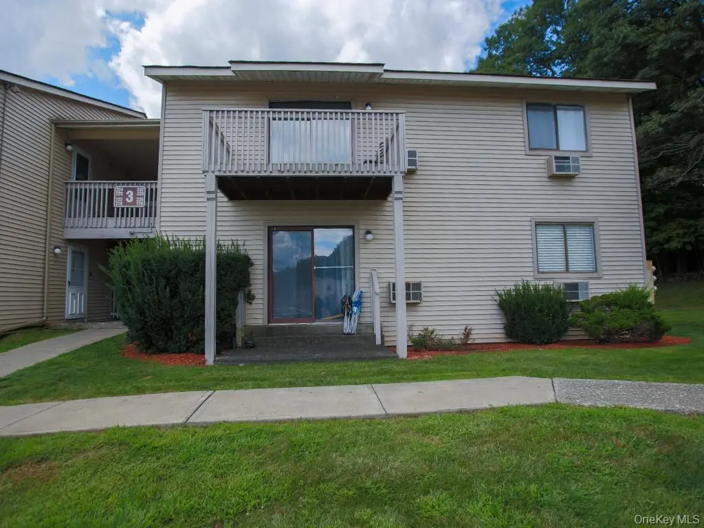 226 Concord LN, Middletown, NY 10940