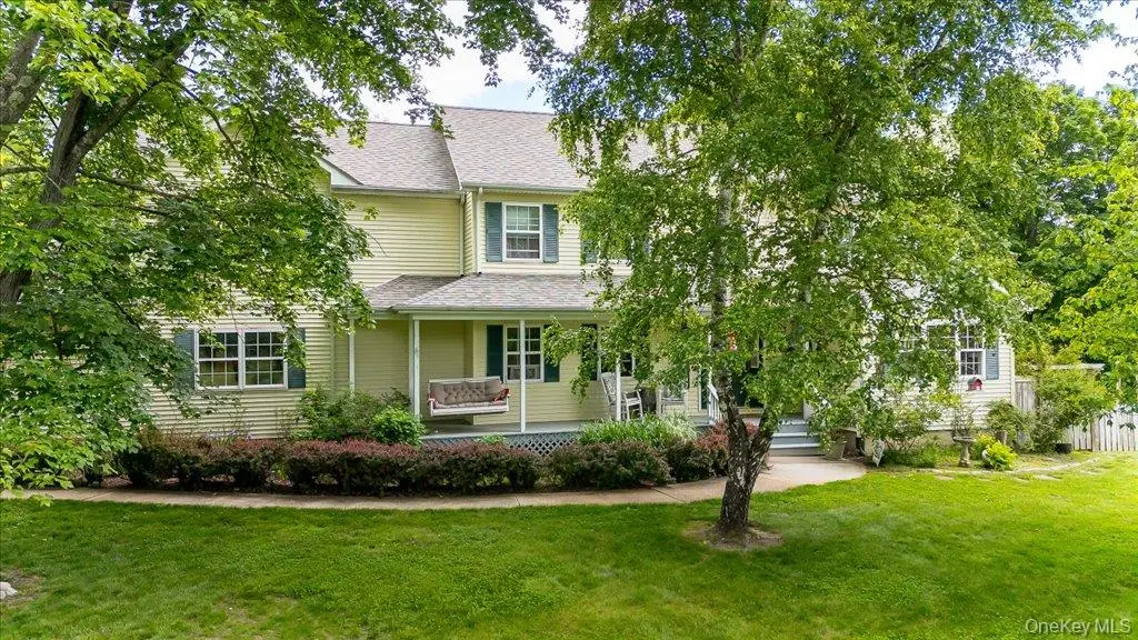 124 Rutsonville RD, Wallkill, NY 12589