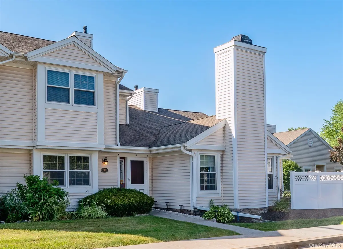 99 Penstock LN, Lake Katrine, NY 12449