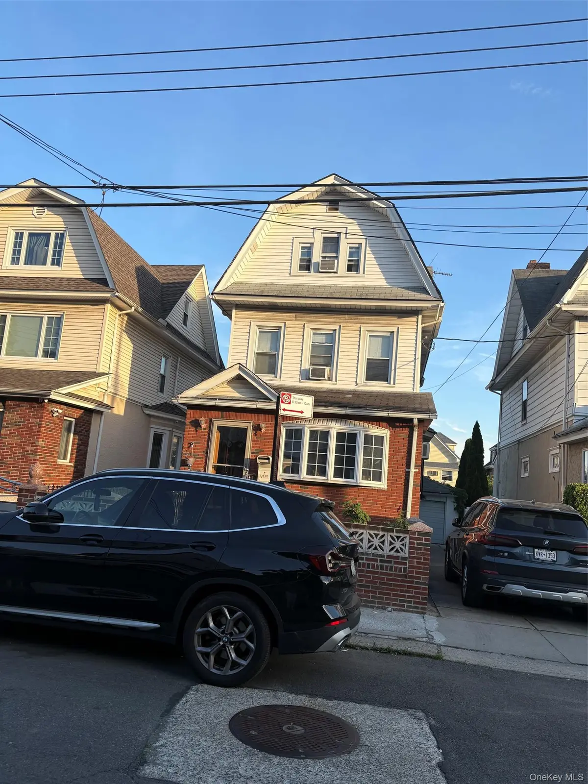 139-52 86th RD, Jamaica, NY 11435