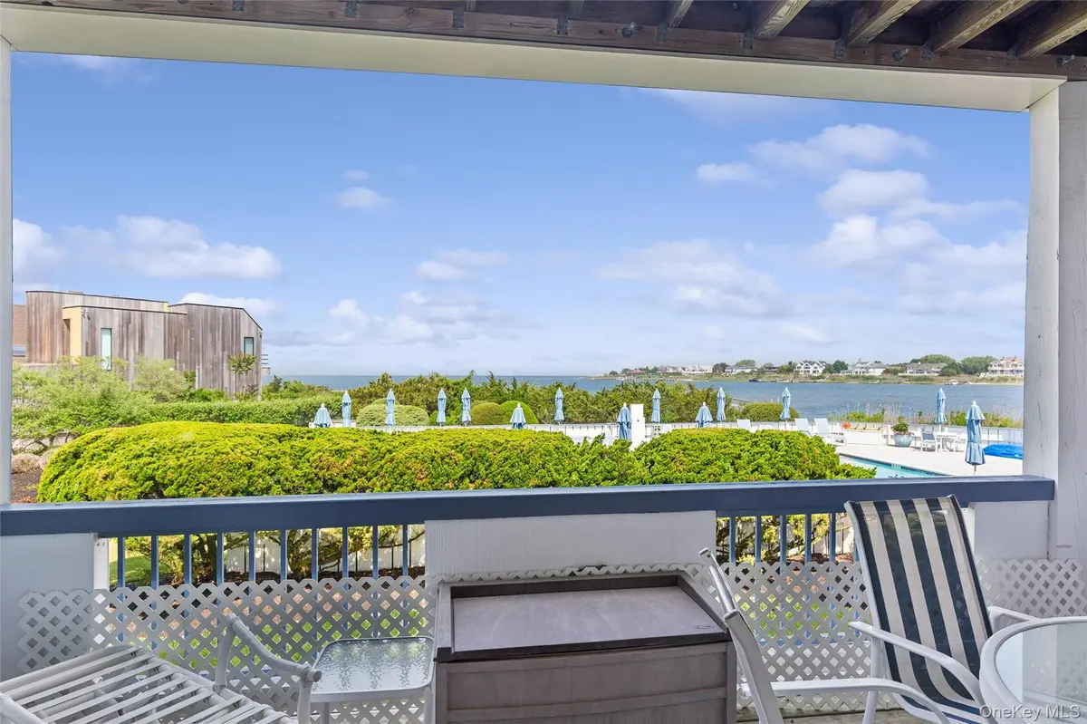 260 Dune RD #79, Westhampton Beach, NY 11978