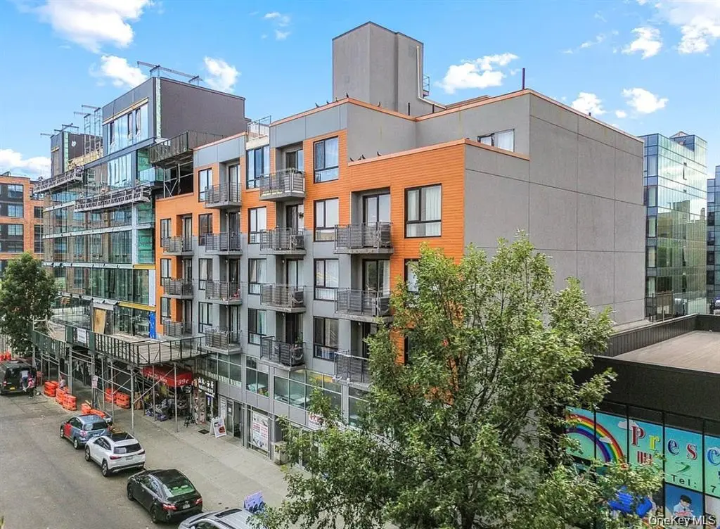 3520 146th ST #C2, Flushing, NY 11354