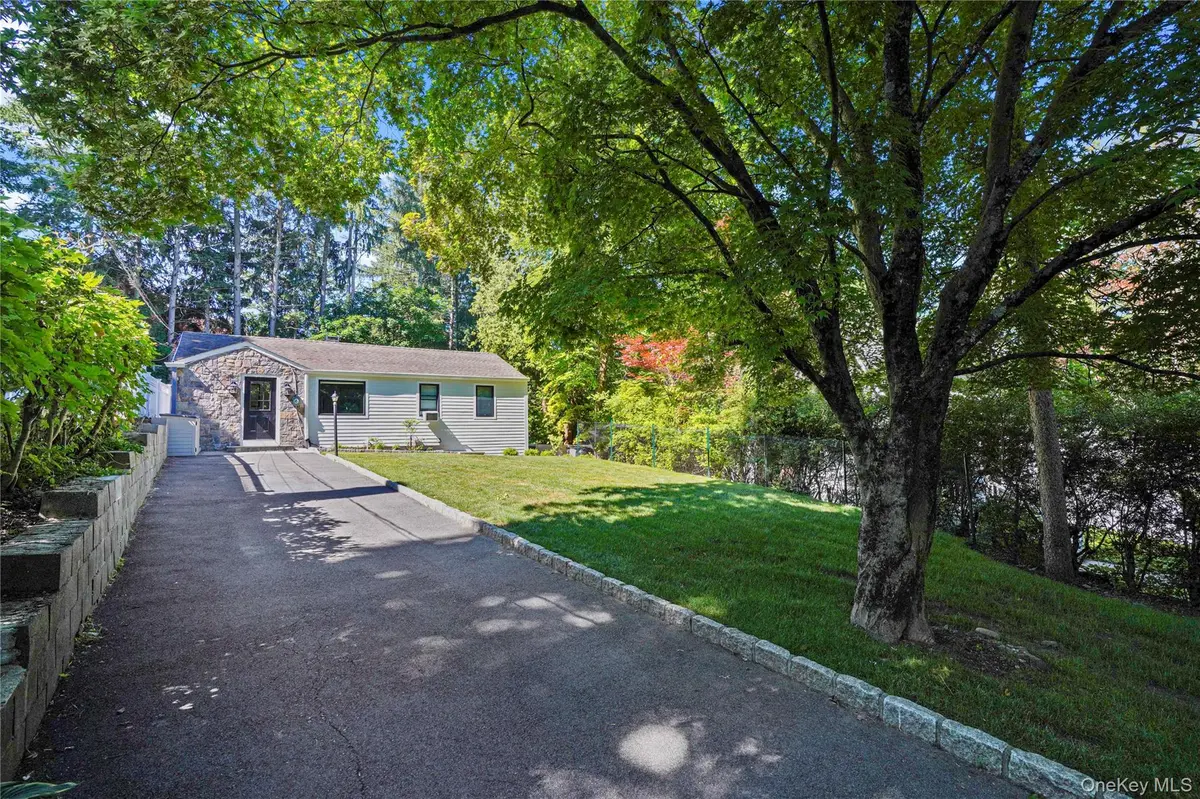 80 Bischoff AVE, Chappaqua, NY 10514