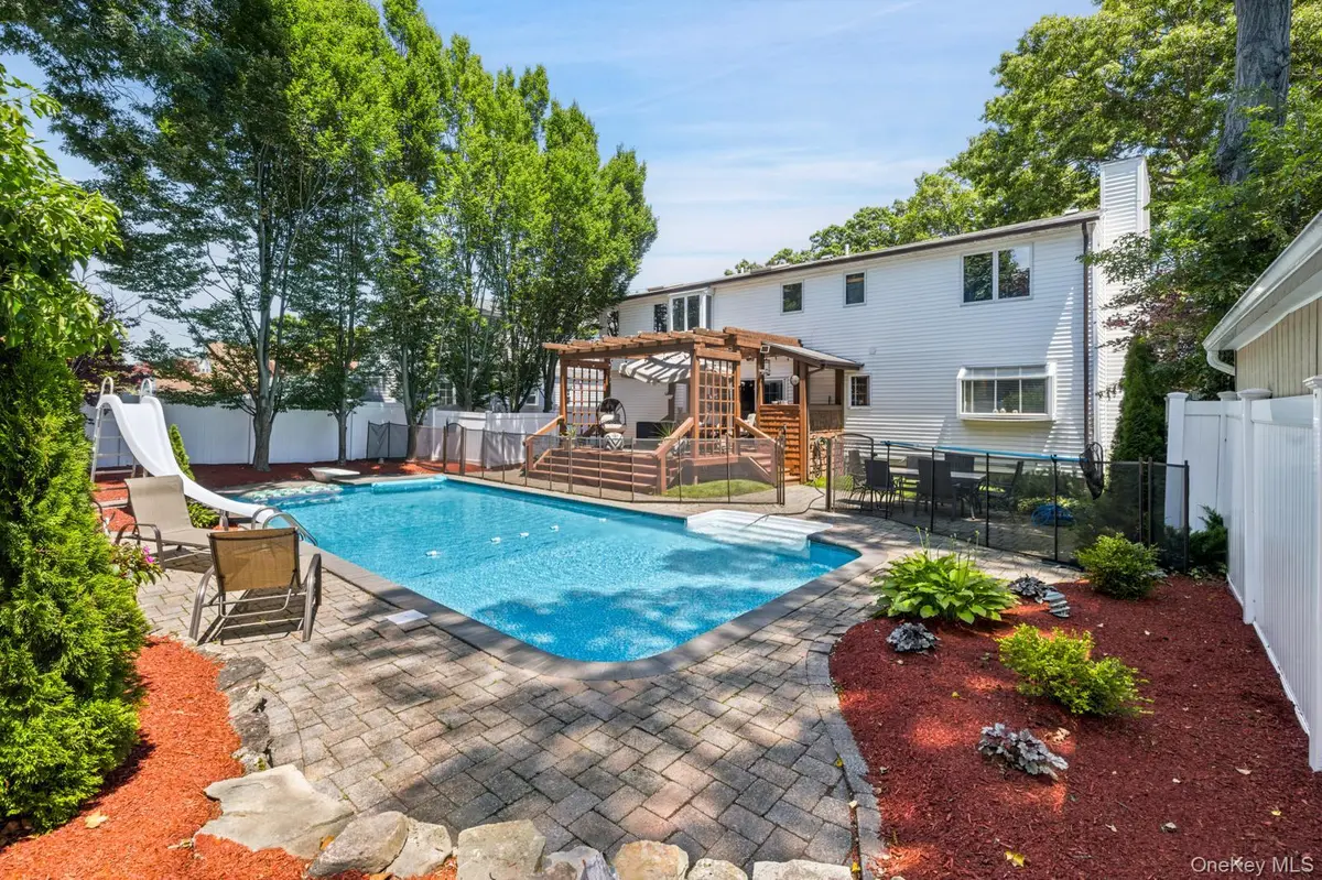 244 Grand BLVD, Massapequa Park, NY 11762