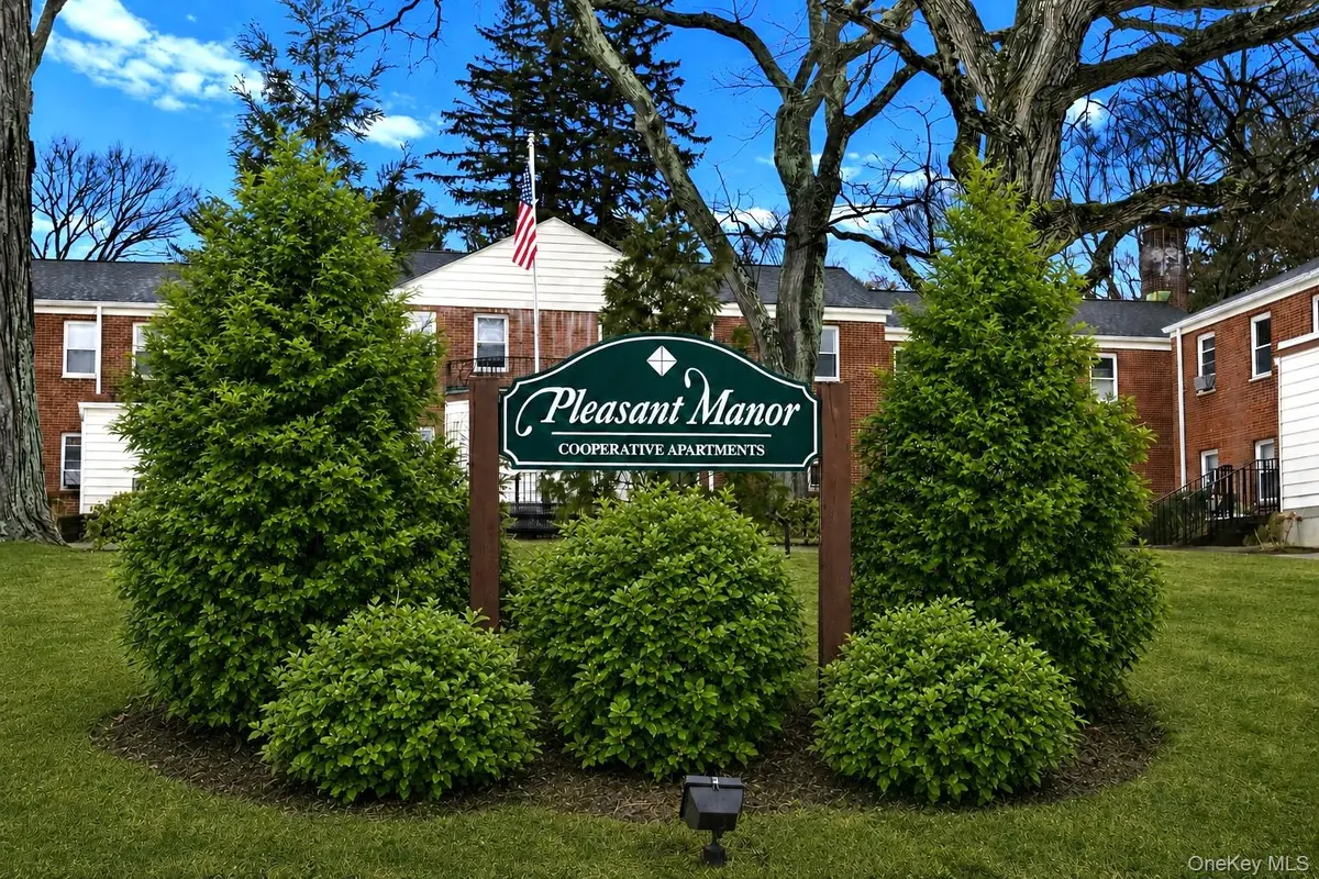 73 Broadway #2J, Pleasantville, NY 10570