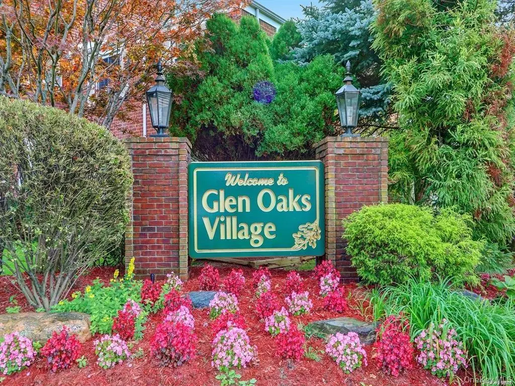 263-21 73rd AVE #2nd Floor, Glen Oaks, NY 11004