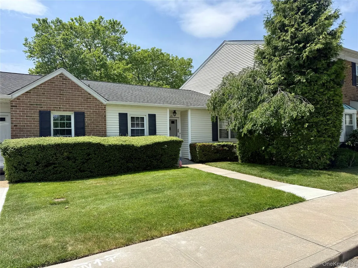 26 harbor RD, Amityville, NY 11701