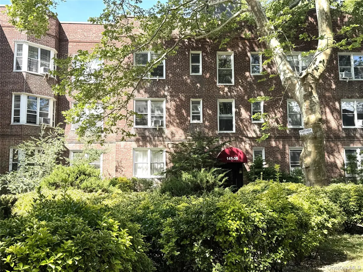 141-35 79th AVE #3M, Flushing, NY 11367