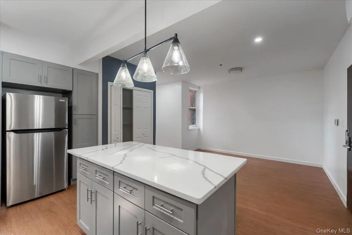 324 Eldert ST #1B, Brooklyn, NY 11237