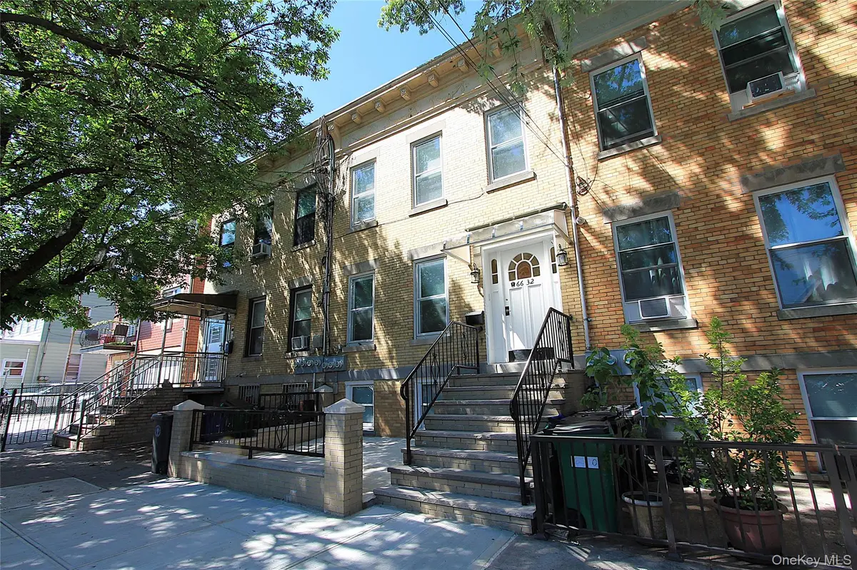66-32 74th ST, Middle Village, NY 11379