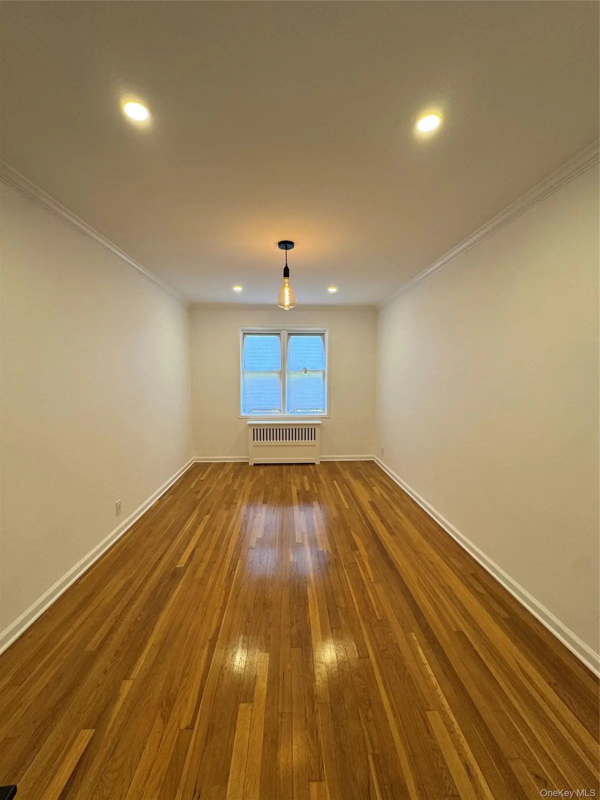 137 Smith #A4, Freeport, NY 11520