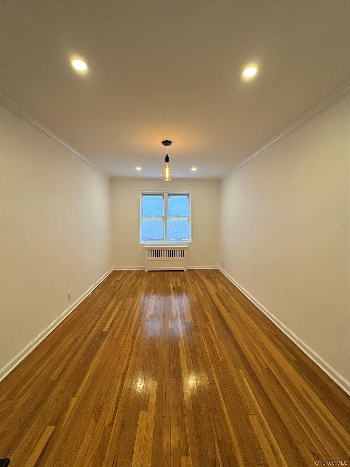 137 Smith #A4, Freeport, NY 11520