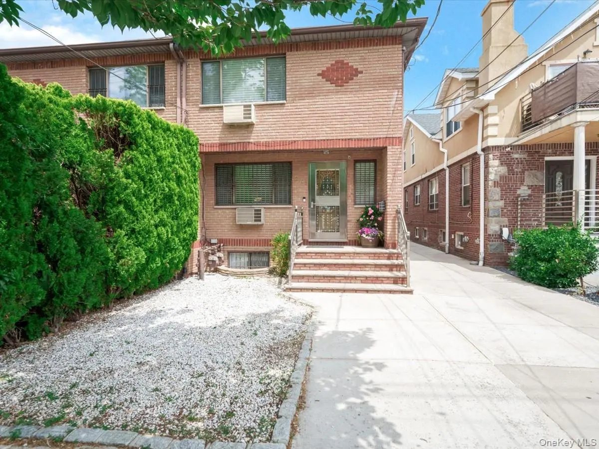 120-03 9th AVE, College Point, NY 11356