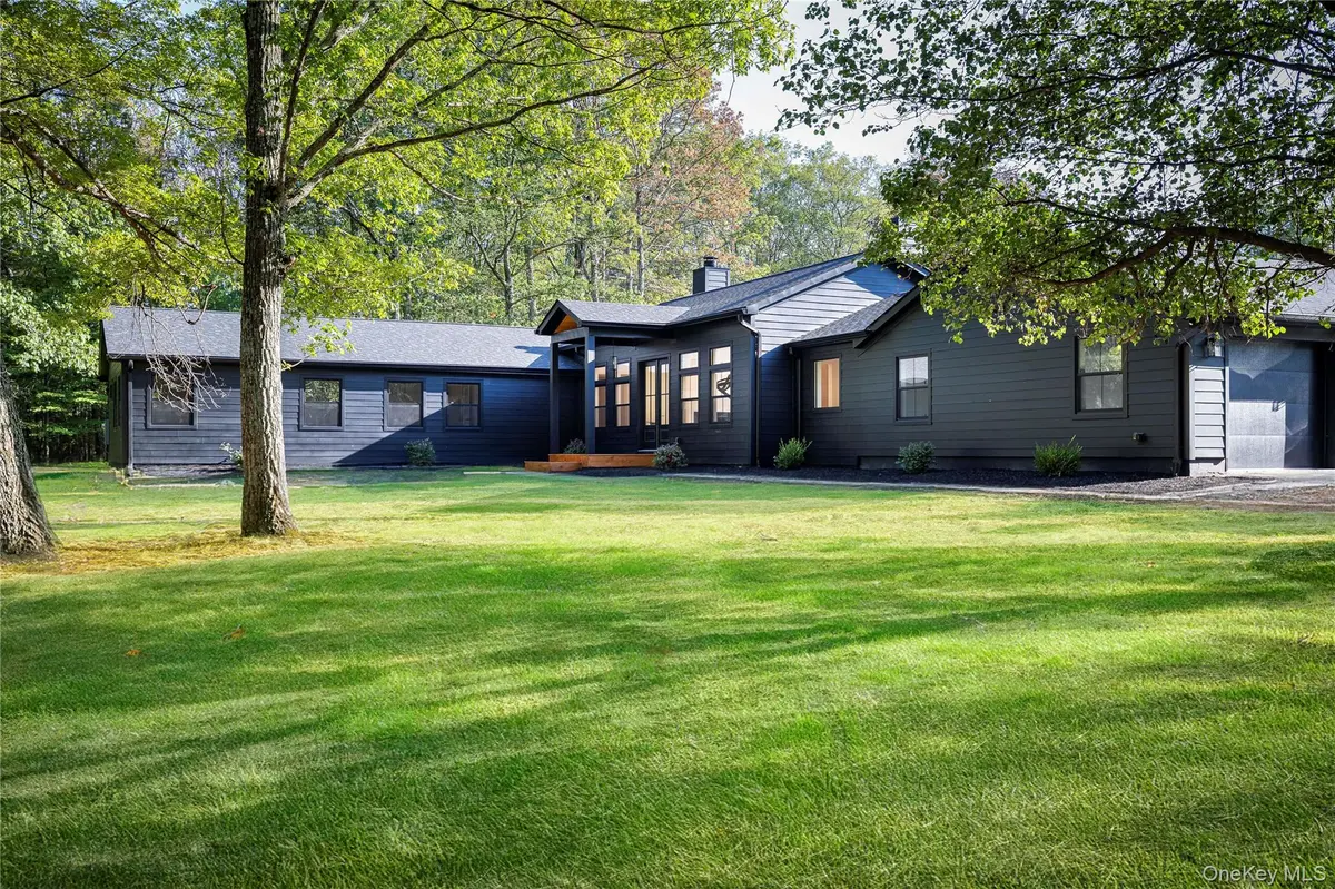 119 Mt Laurel RD, Kerhonkson, NY 12446