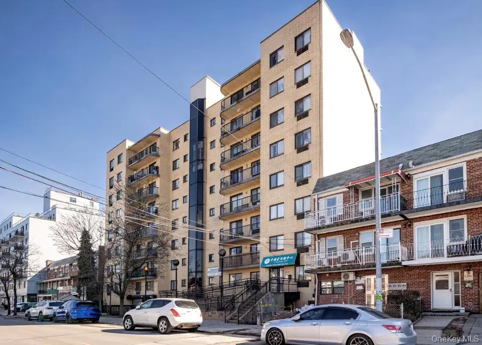 145-18 34th AVE #8A, Flushing, NY 11354