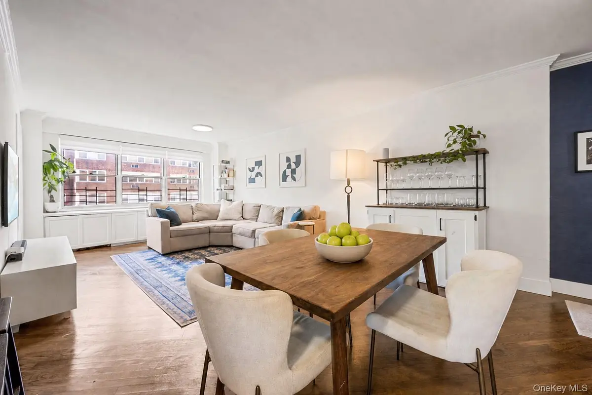 300 E 71st ST #15G, New York (manhattan), NY 10021