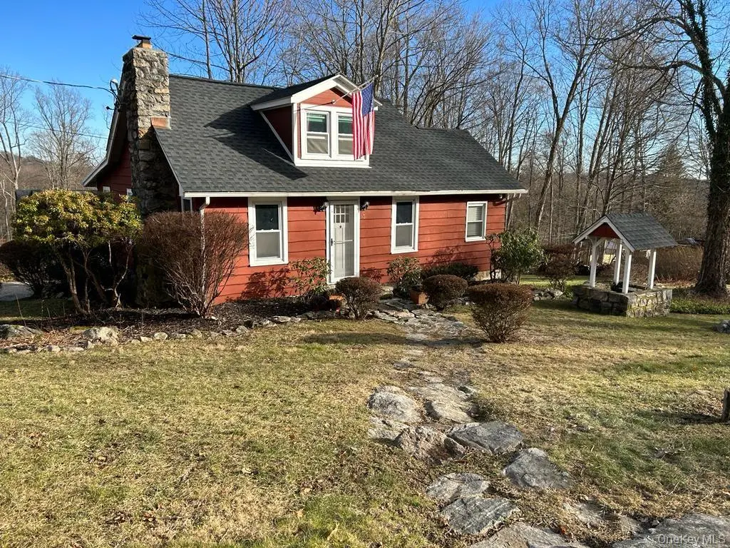 3 Elm RD, Somers, NY 10541