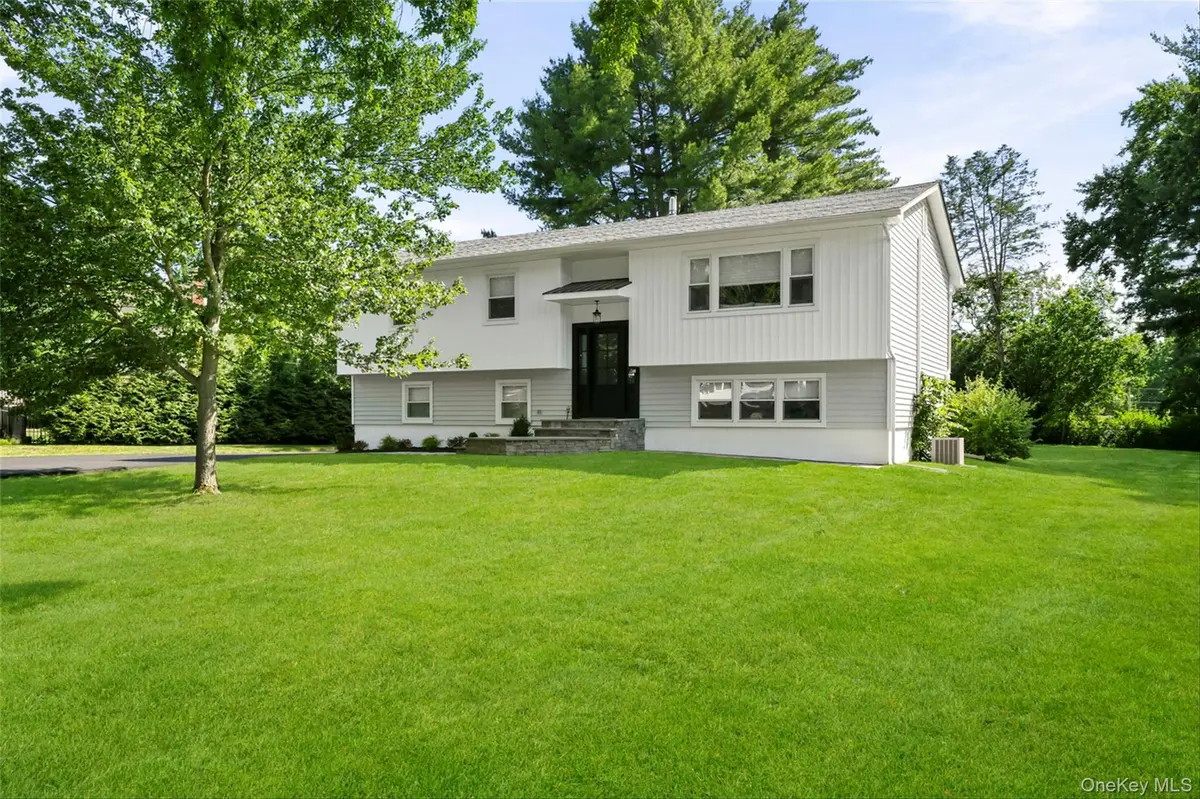 16 Victoria TER, Goshen, NY 10924