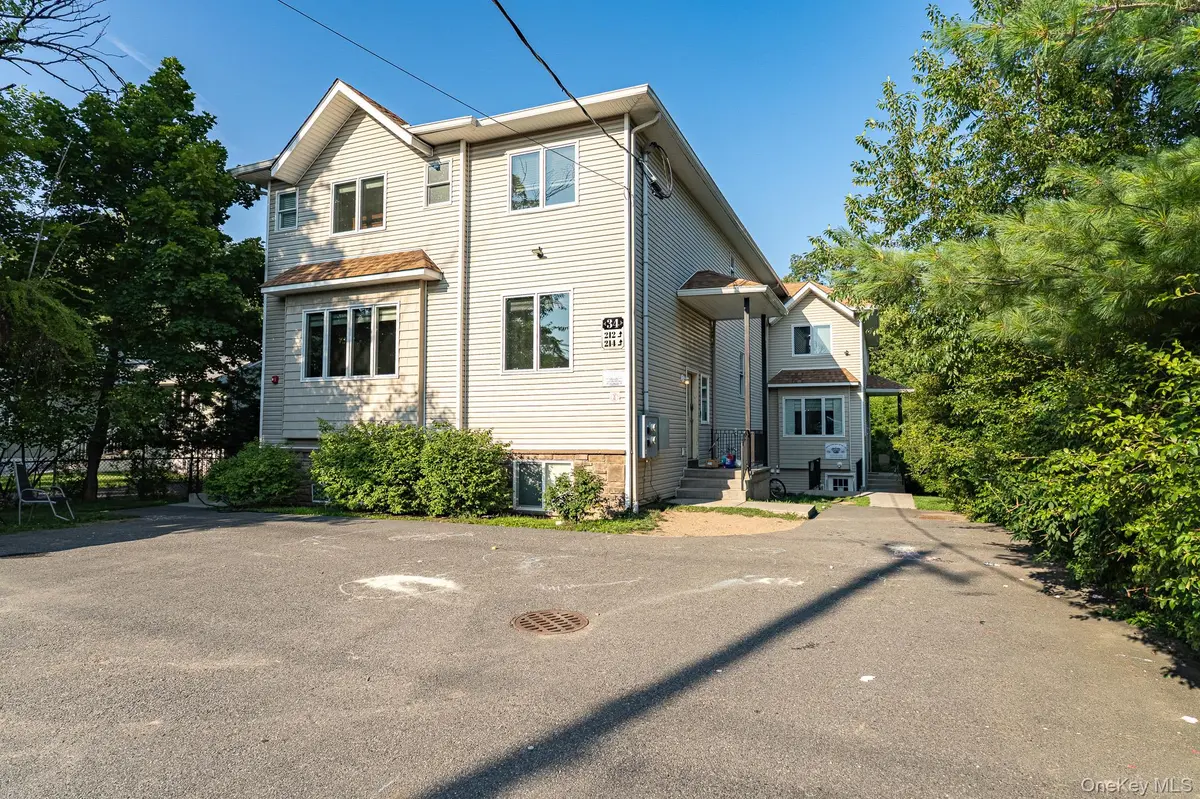 34 Union RD #214, Spring Valley, NY 10977