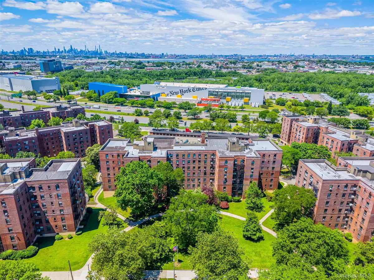 25-34 Union ST #6E, Flushing, NY 11354