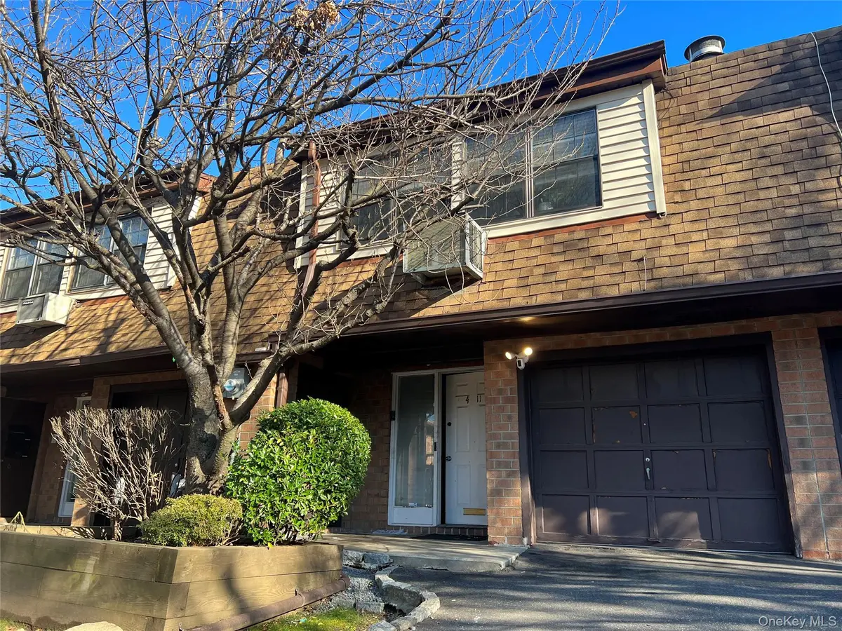 411 121st ST #12, College Point, NY 11356